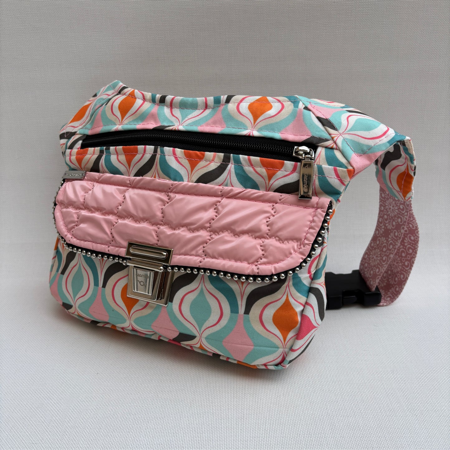 Riñonera "Special Vintage & Soft Pink" · Pieza Única Núm. 18289