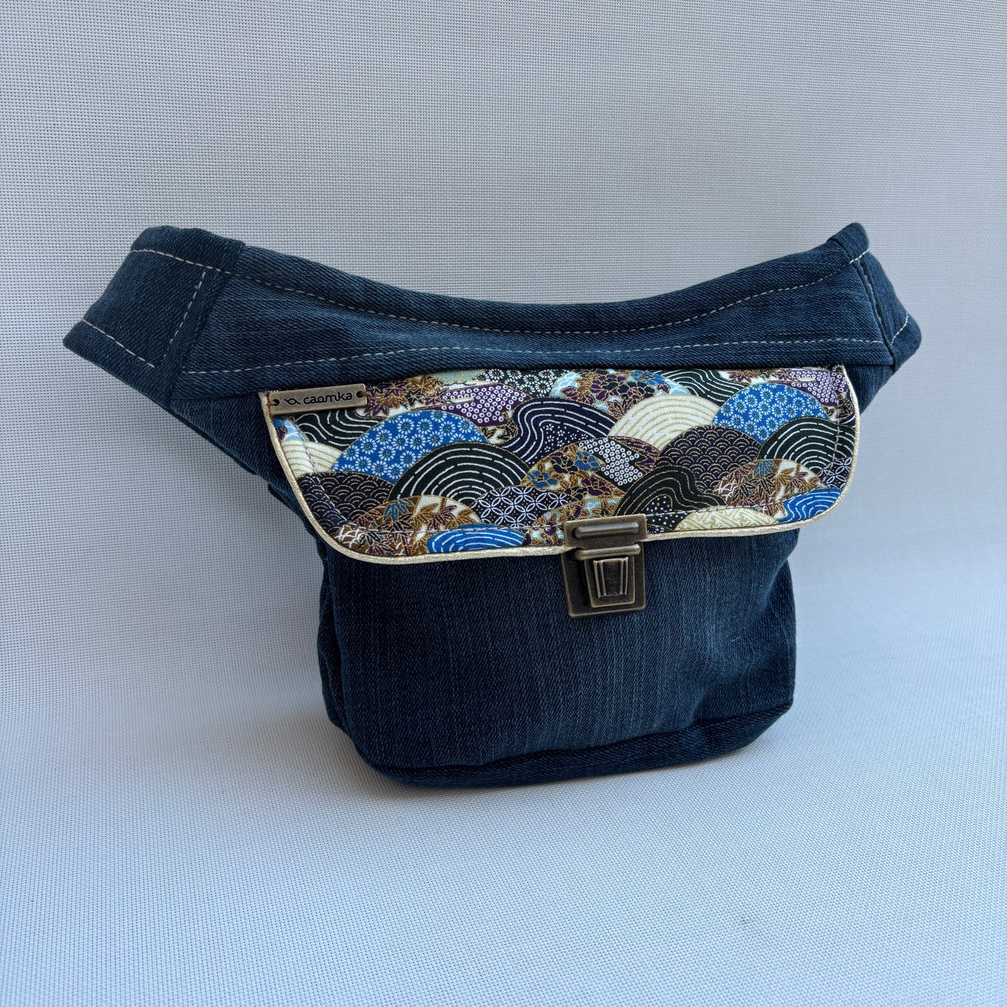 Riñonera Japanese Mini Jeans Recycled ♻️ + Bolsillo trasero extra con cremallera · Pieza Única Núm. 17549