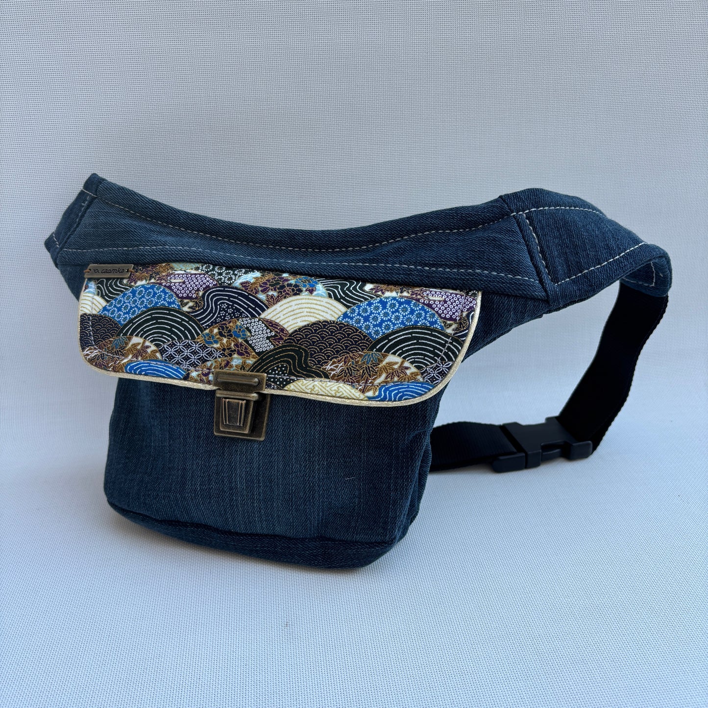 Riñonera Japanese Mini Jeans Recycled ♻️ + Bolsillo trasero extra con cremallera · Pieza Única Núm. 17549