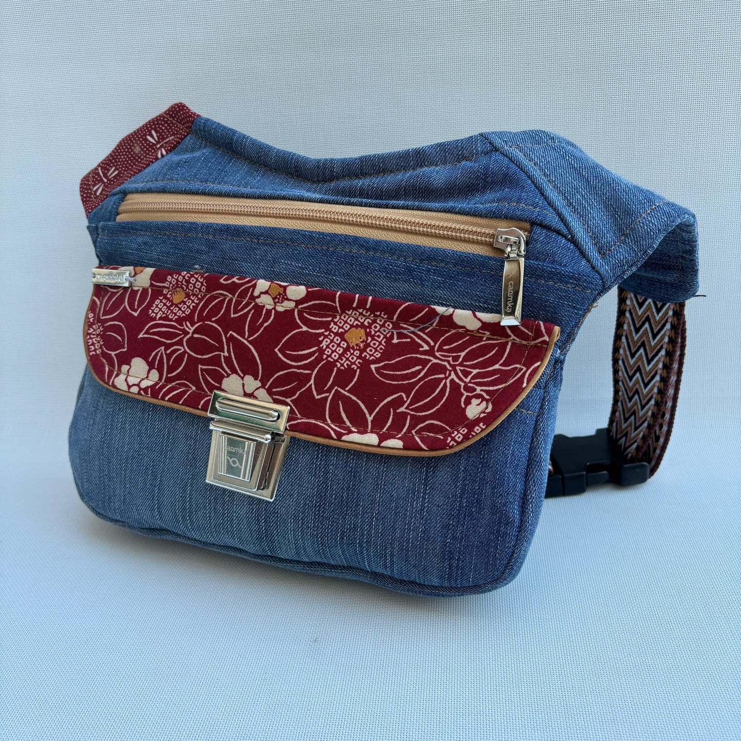 Riñonera "Japanese Top" ♻️ Jeans Recycled ♻️ · Pieza Única Núm. 17547