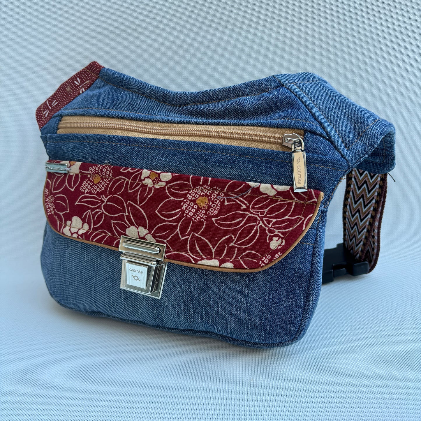 Riñonera "Japanese Top" ♻️ Jeans Recycled ♻️ · Pieza Única Núm. 17547