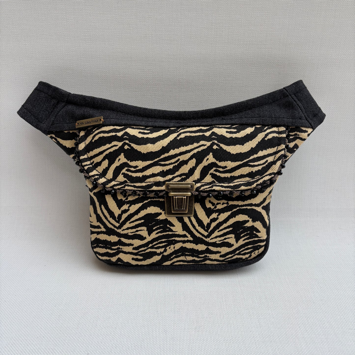 Riñonera Mini "Animal Print" + Bolsillo trasero extra · Pieza Única Núm. 18254