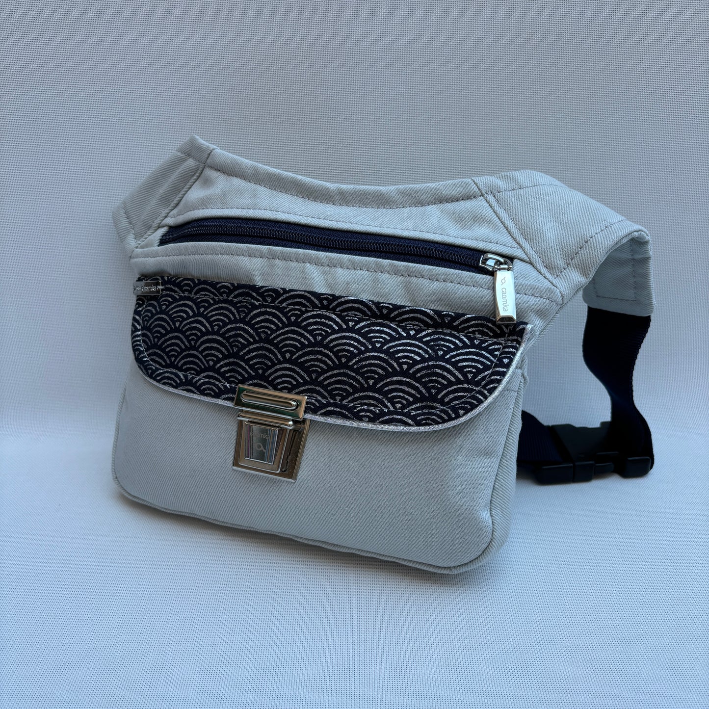 Special Jeans & Japanese Waves · Pieza Única Núm. 15831