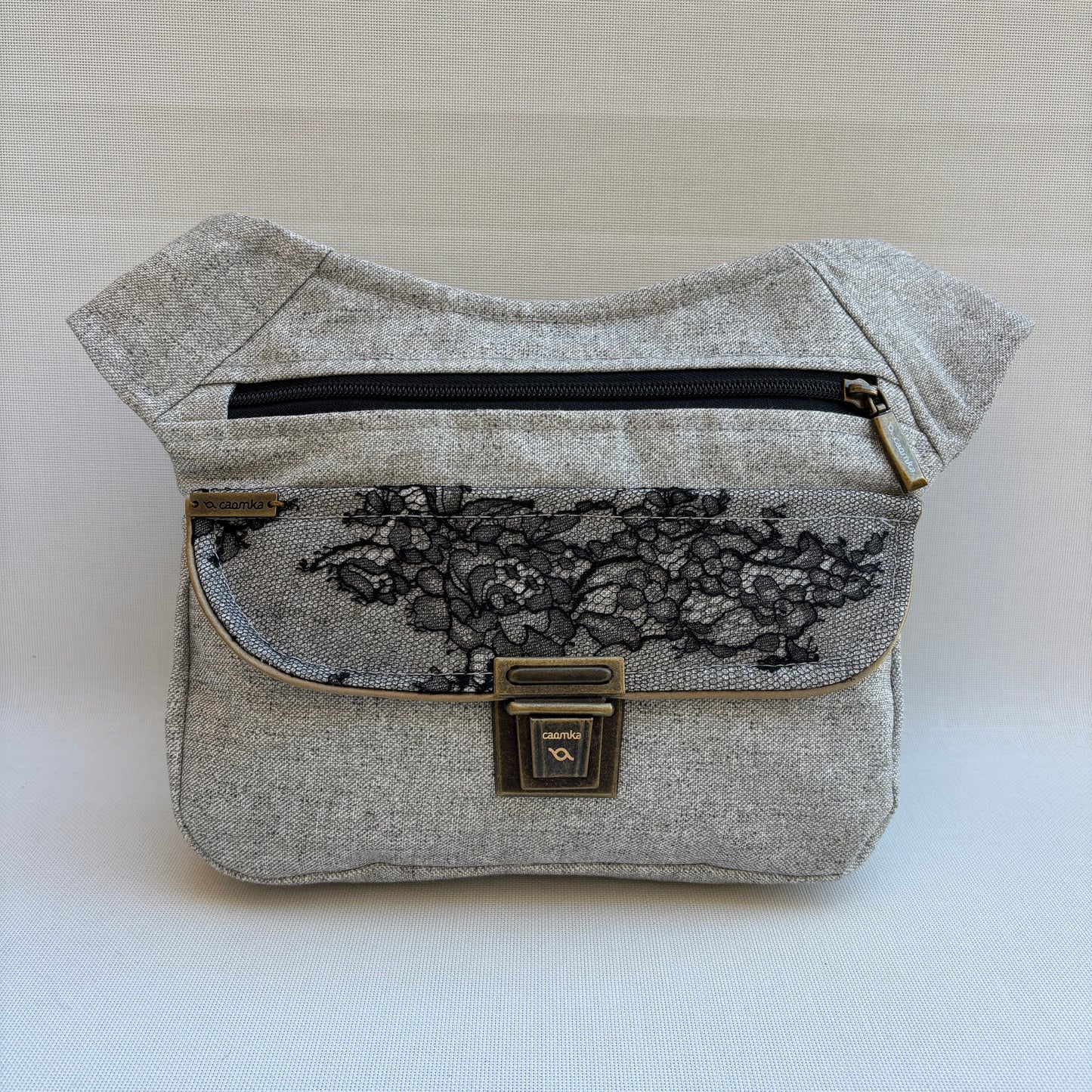 Riñonera “Elegant Gray Top” · Pieza Única Núm. 19078