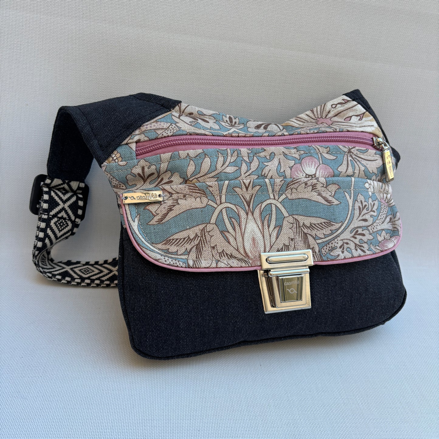 Riñonera “Fantasy Dark Jeans Top” · Pieza Única Núm. 19079