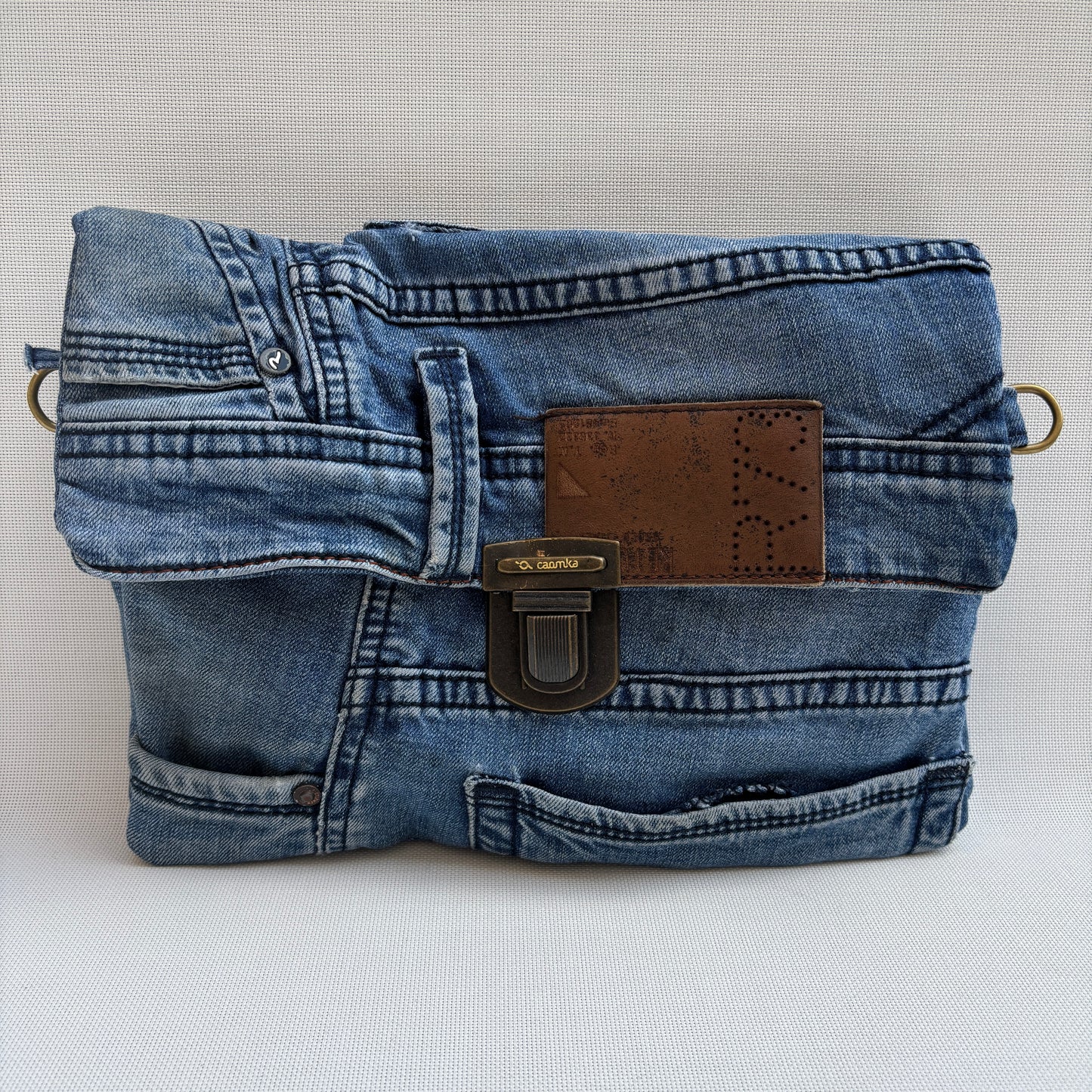 Bolso, bandolera vaquero ♻️ Jeans Recycled ♻️ · Pieza Única Núm. 17472