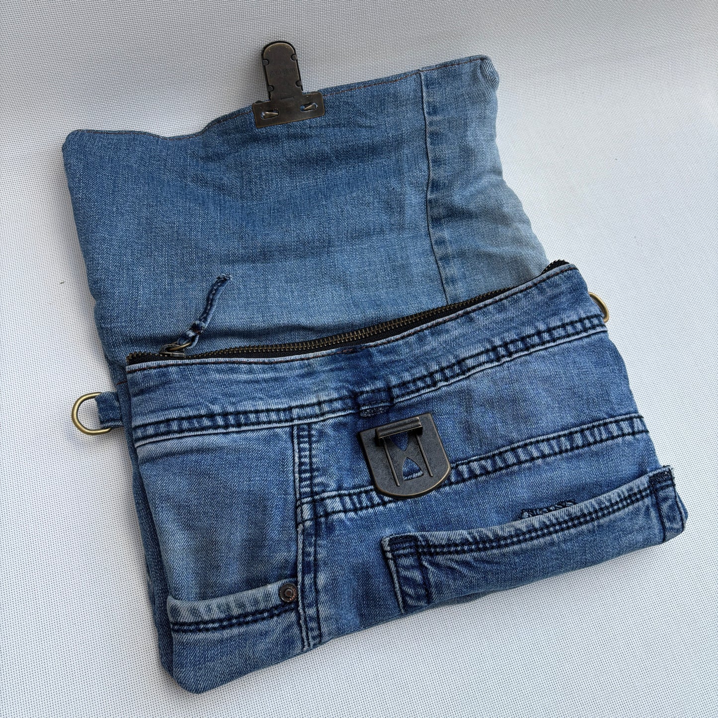 Bolso, bandolera vaquero ♻️ Jeans Recycled ♻️ · Pieza Única Núm. 17472