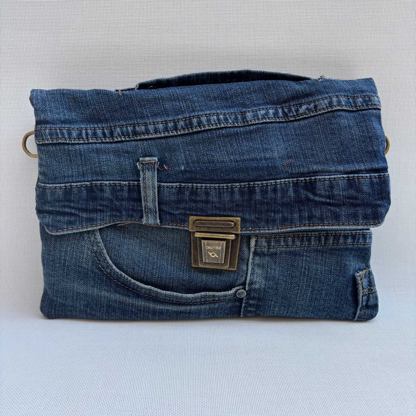 Bolso, bandolera vaquero Tomy ♻️ Jeans Recycled ♻️ · Pieza Única Núm. 17475