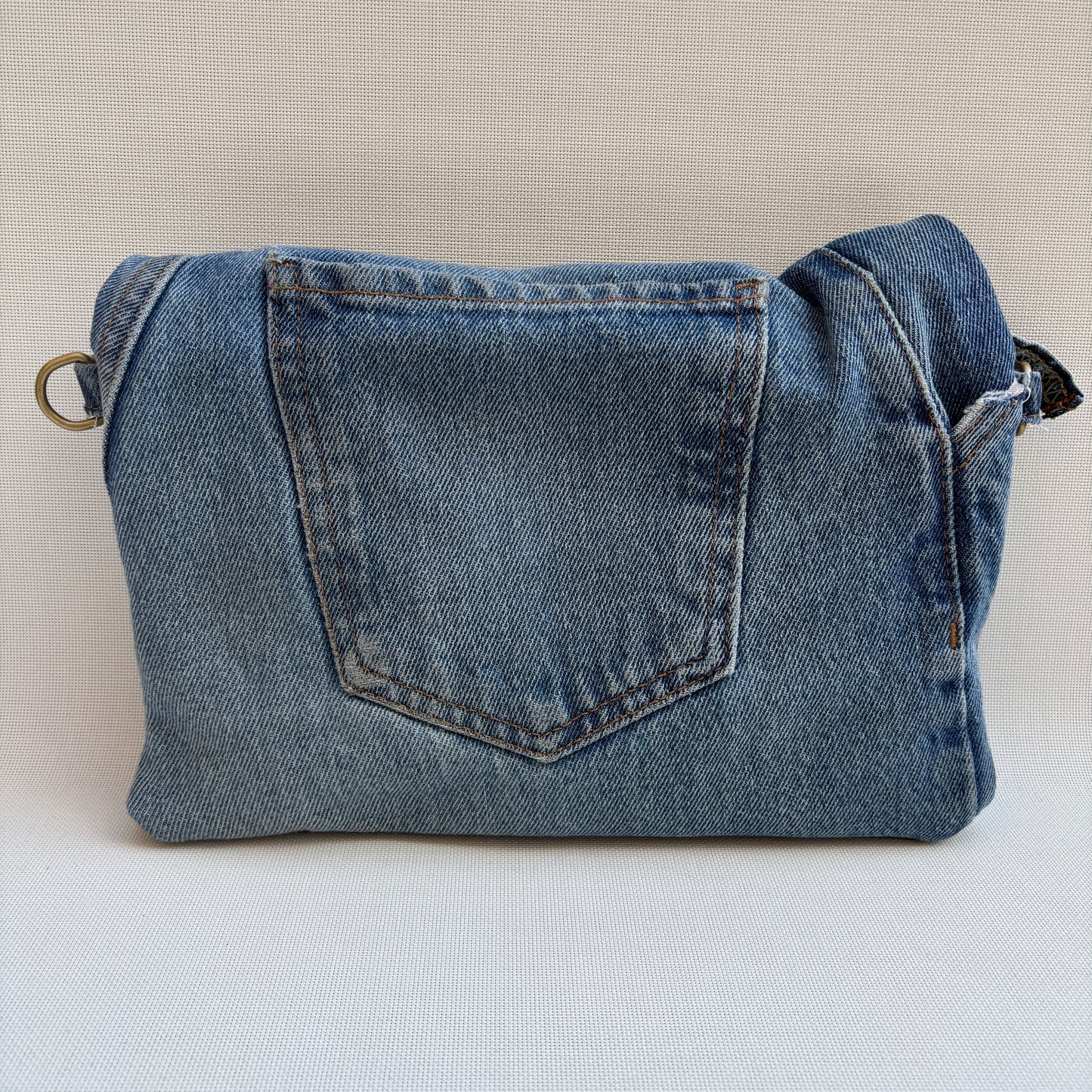 Bolso, bandolera vaquero ♻️ Jeans Recycled ♻️ · Pieza Única Núm. 17479