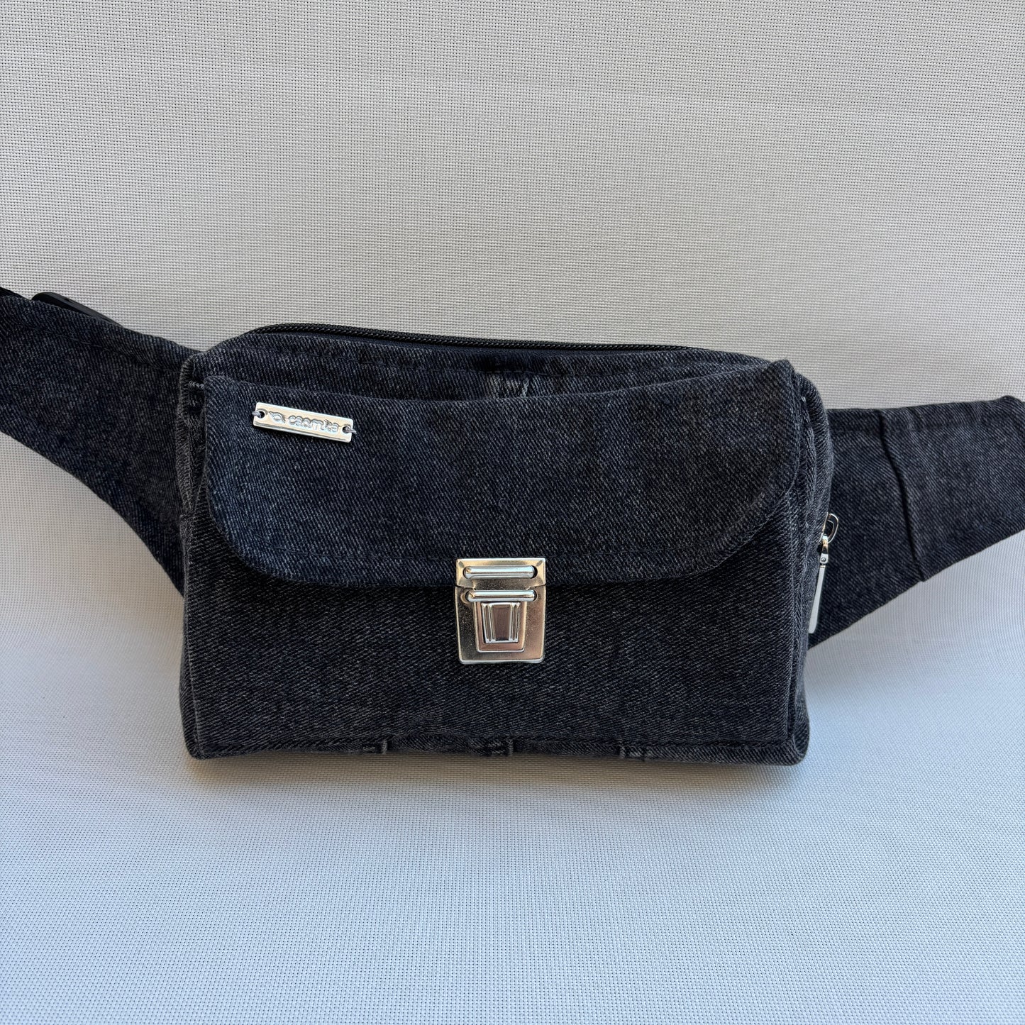 Riñonera Urban "♻️ Jeans Recycled ♻️" · Pieza Única Núm. 19013