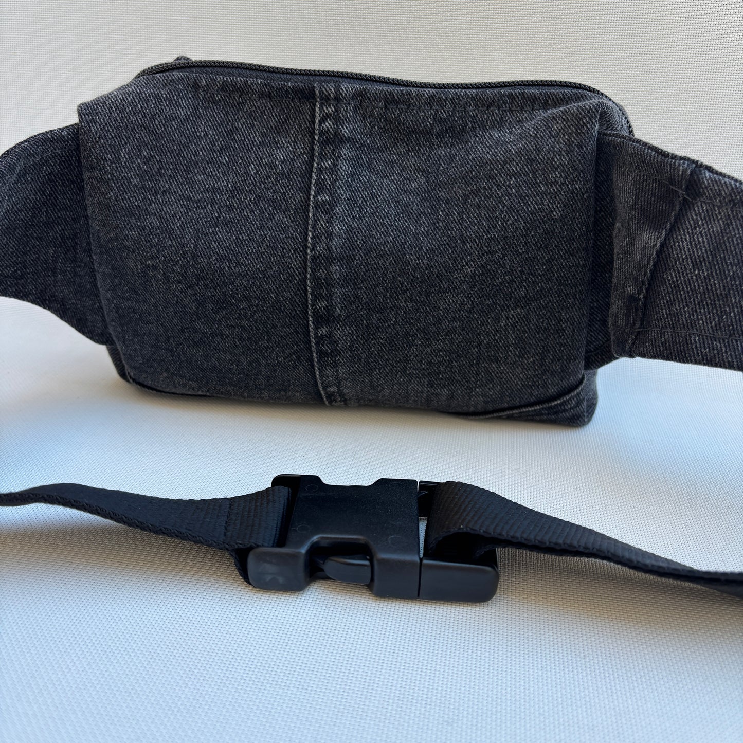 Riñonera Urban "♻️ Jeans Recycled ♻️" · Pieza Única Núm. 19013