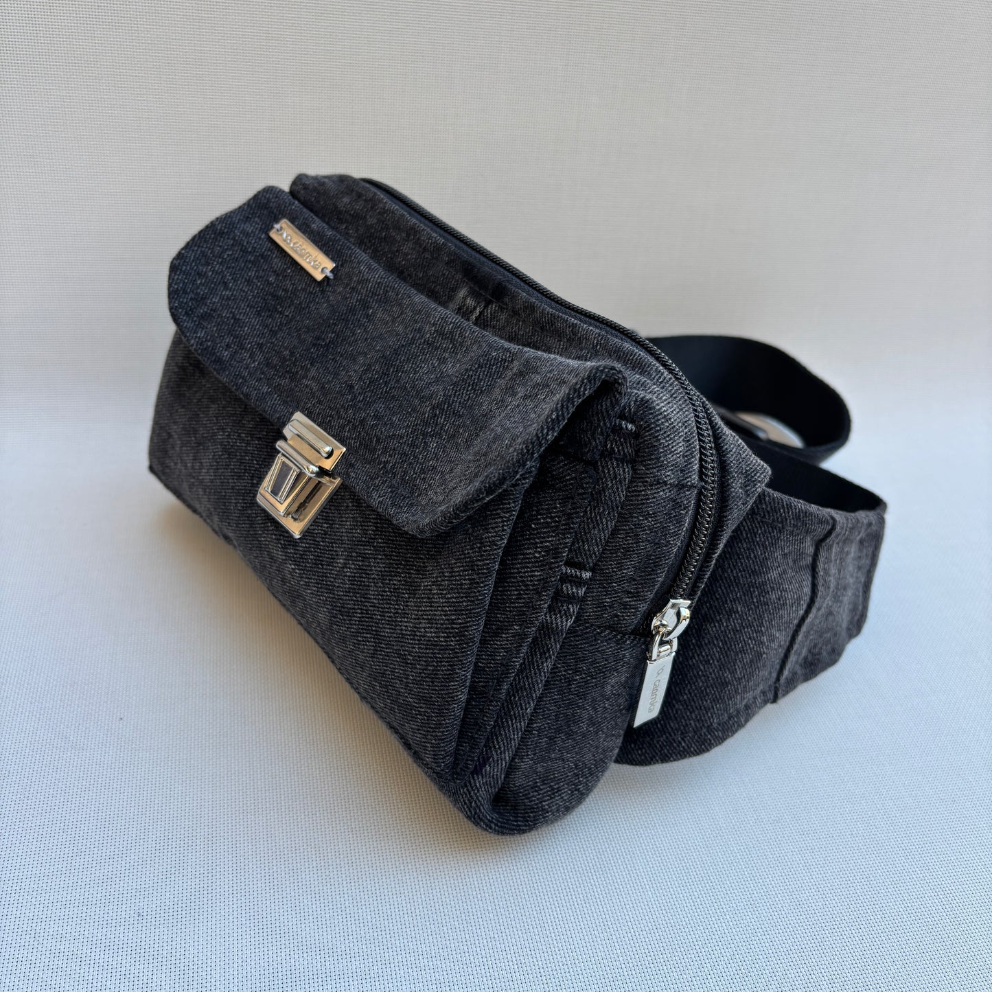 Riñonera Urban "♻️ Jeans Recycled ♻️" · Pieza Única Núm. 19013