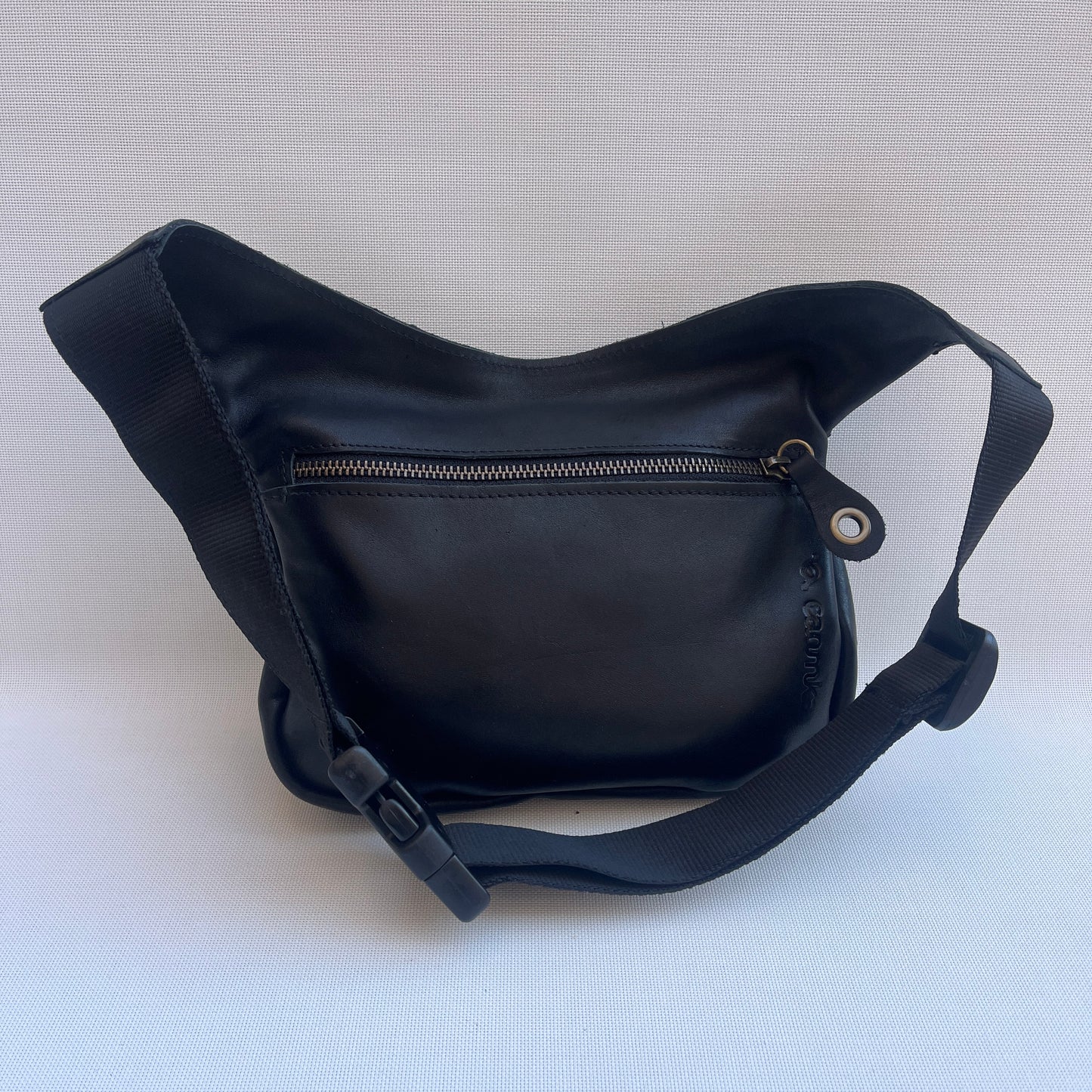 Classic Black & Old Gold · Piel/Cuero · Pieza Exclusiva Núm. 14924