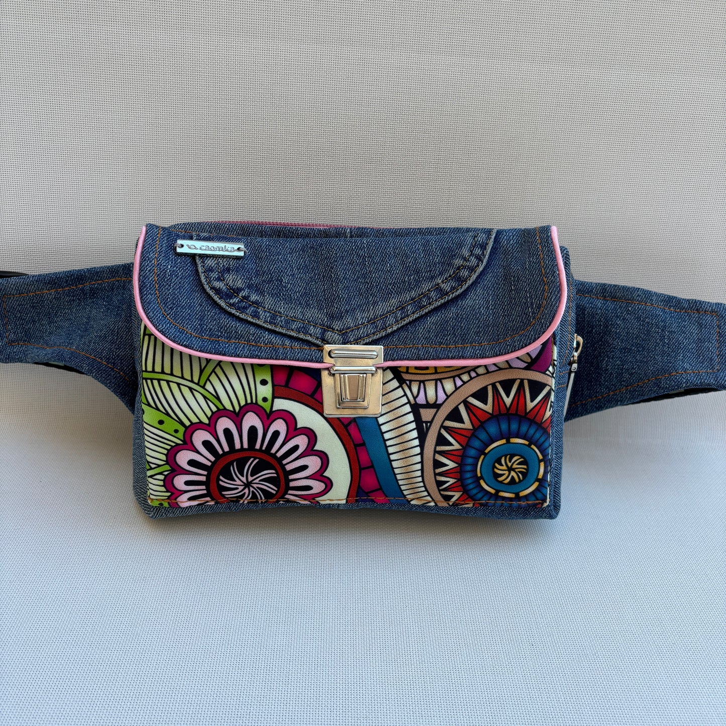 Riñonera Urban "♻️ Jeans Recycled Mandalas Top ♻️" · Pieza Única Núm. 19010