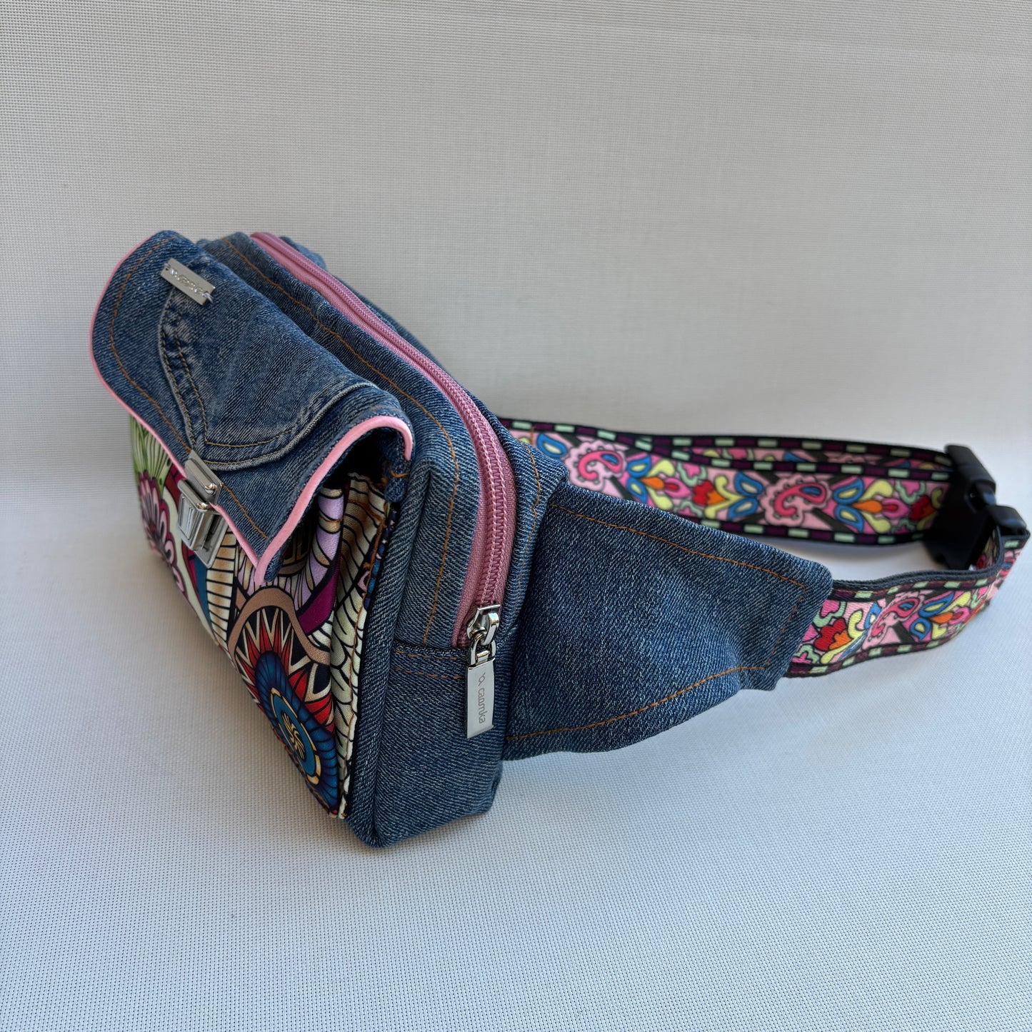 Riñonera Urban "♻️ Jeans Recycled Mandalas Top ♻️" · Pieza Única Núm. 19010