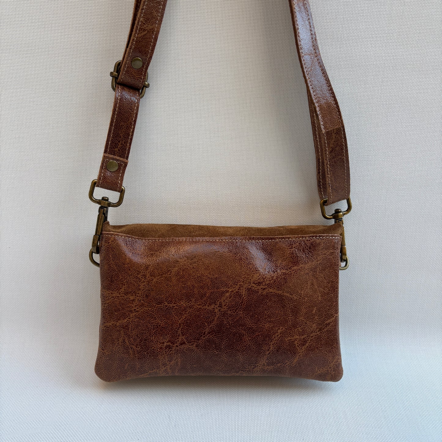 Riñonera multifunción ELEGANT NANO "Camel Top" · Piel - Cuero · Pieza Exclusiva Núm. 16912