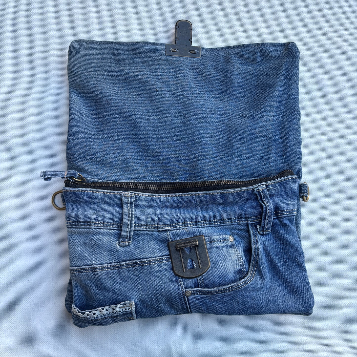 Bolso, bandolera vaquero ♻️ Jeans Recycled ♻️ · Pieza Única Núm. 17533