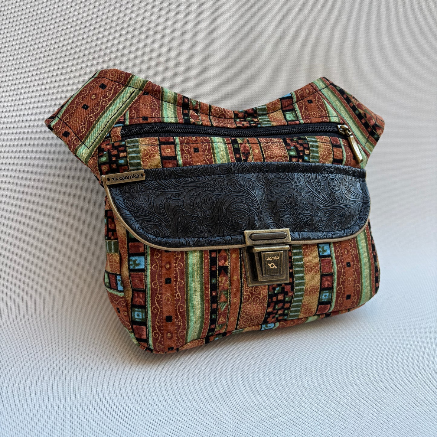 Riñonera "Special Etnical Top" + Bolsillo trasero · Pieza Única Núm. 16833