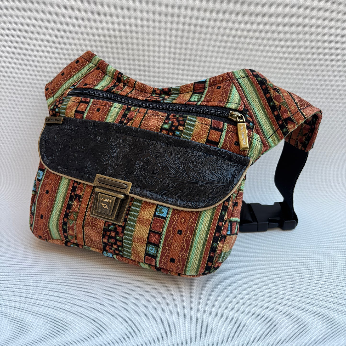 Riñonera "Special Etnical Top" + Bolsillo trasero · Pieza Única Núm. 16833