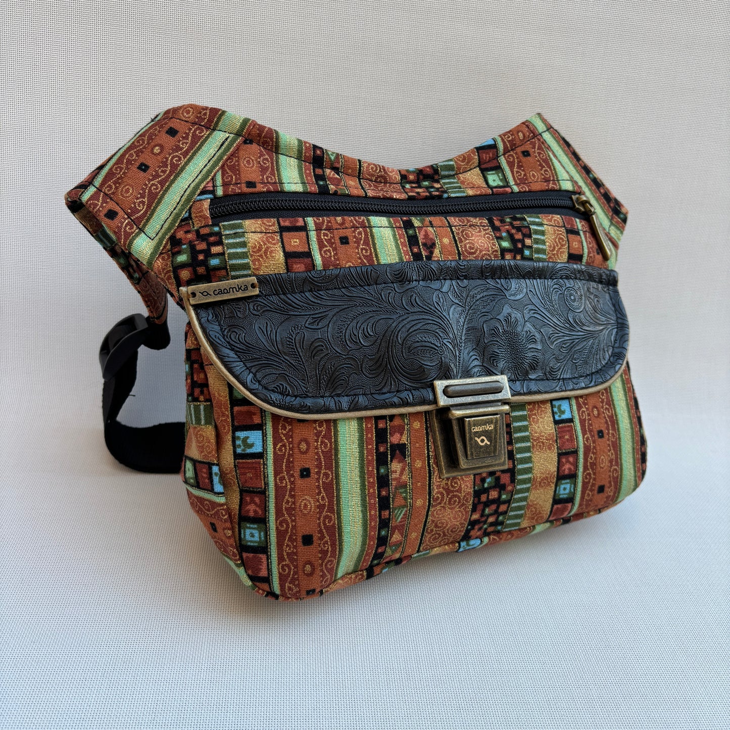 Riñonera "Special Etnical Top" + Bolsillo trasero · Pieza Única Núm. 16833
