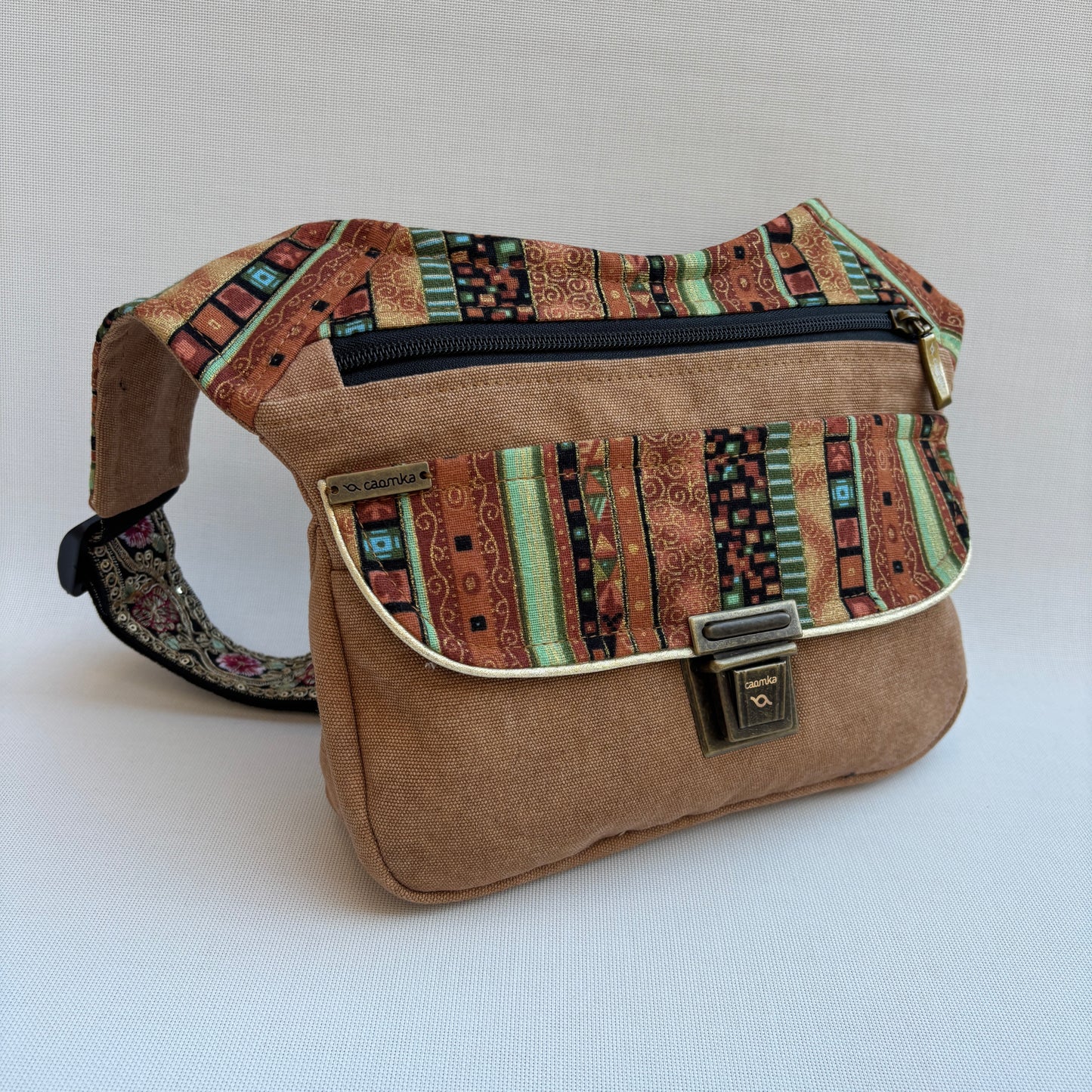 Riñonera "Special Etnical Top" + Bolsillo trasero · Pieza Única Núm. 16837