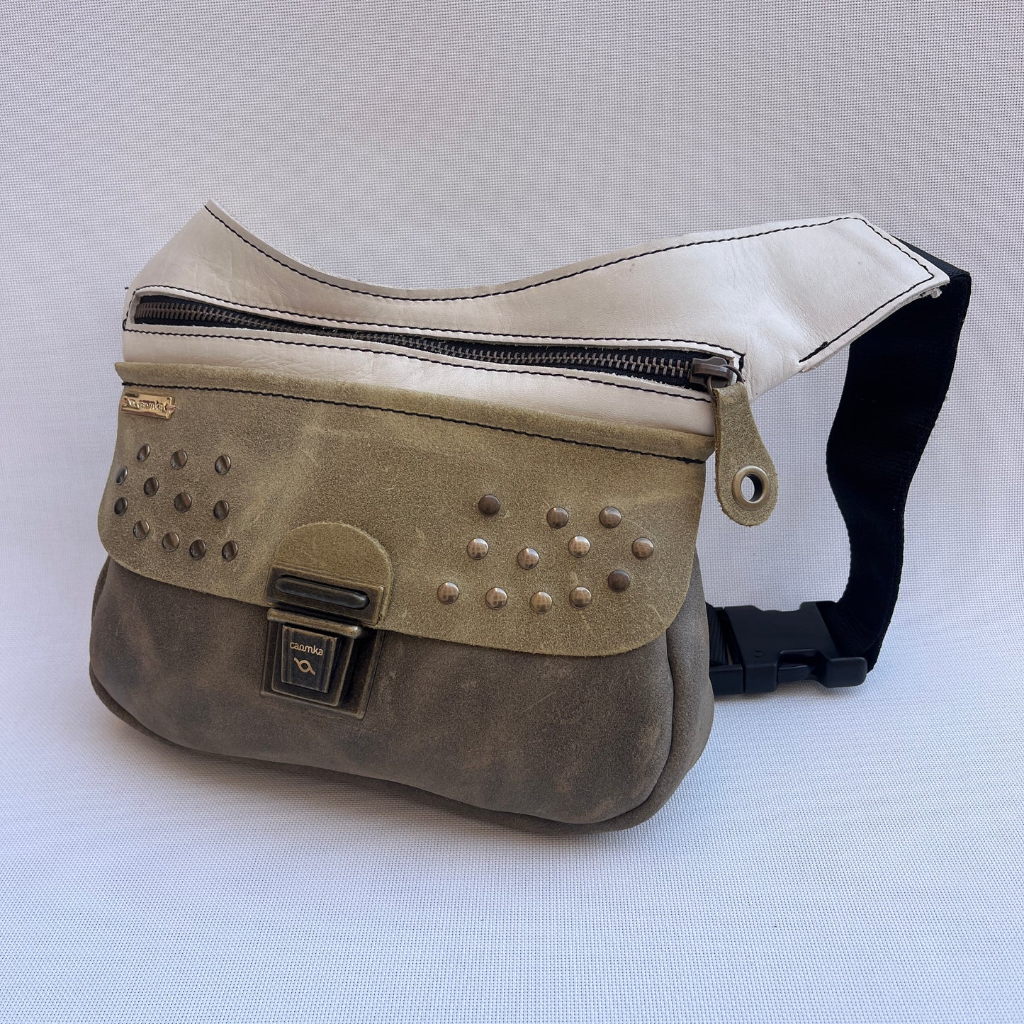 Premium Fantasy Vintage · Piel - Cuero · Pieza Exclusiva Núm. 15027
