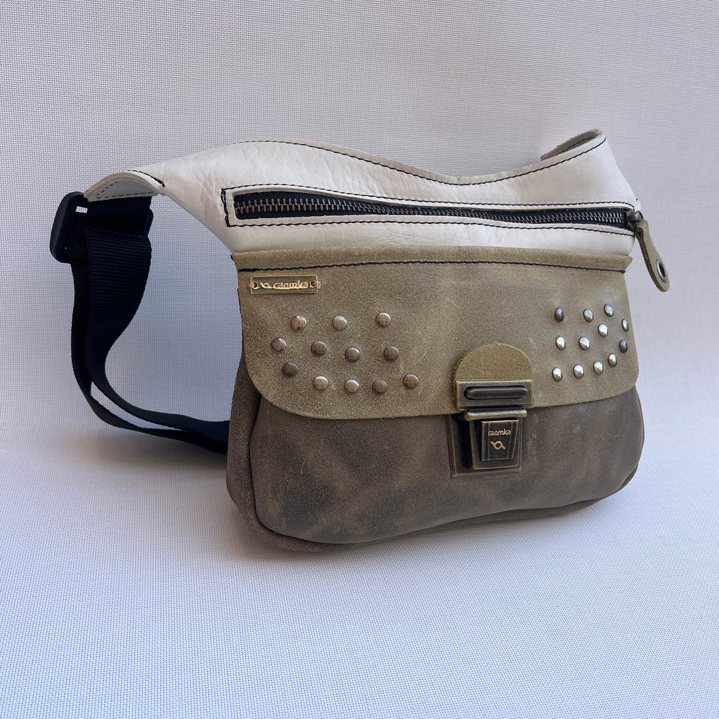 Premium Fantasy Vintage · Piel - Cuero · Pieza Exclusiva Núm. 15027