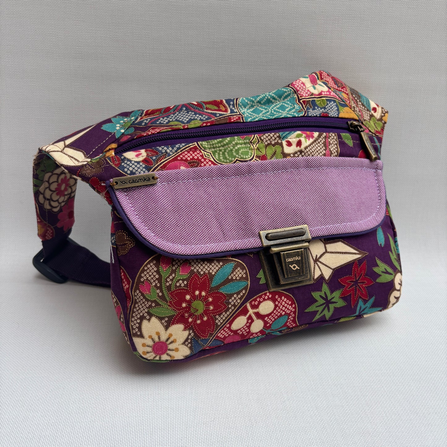 Riñonera "Special Japanese Flowers" + Bolsillo trasero · Pieza Única Núm. 17568