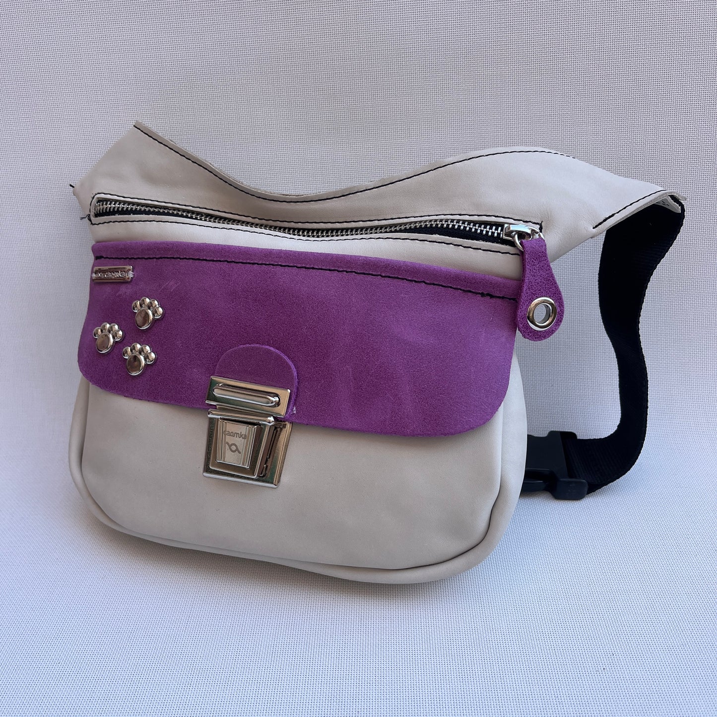 Premium Beige & Dog · Piel - Cuero · Pieza Única Núm. 15026