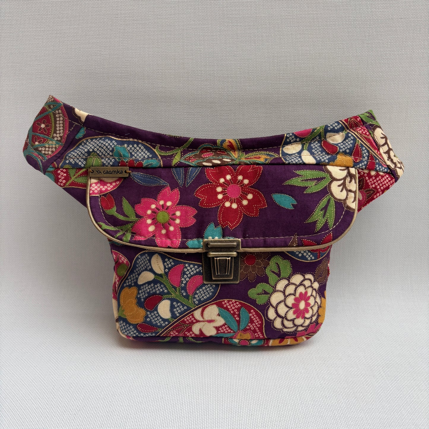 Pack Riñonera Mini + 3 Pulseras "Special Japanese" + Bolsillo trasero extra · Pieza Única Núm. 17569