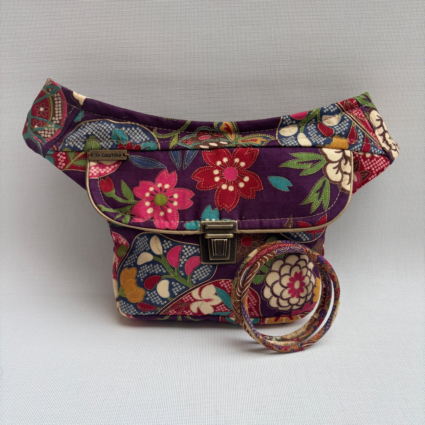 Pack Riñonera Mini + 3 Pulseras "Special Japanese" + Bolsillo trasero extra · Pieza Única Núm. 17569