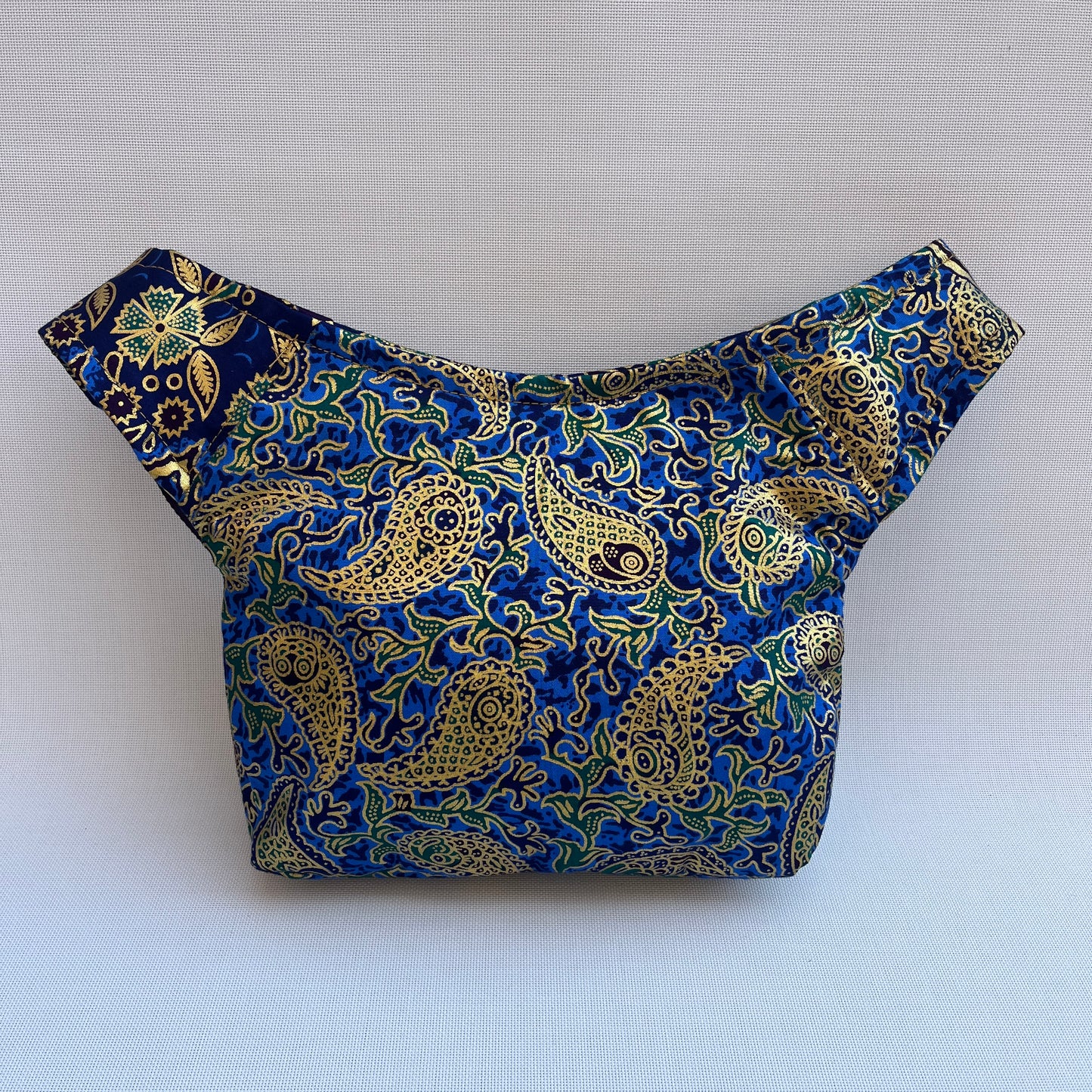Special Lively Bali & Old Gold · Pieza Única Núm. 15011