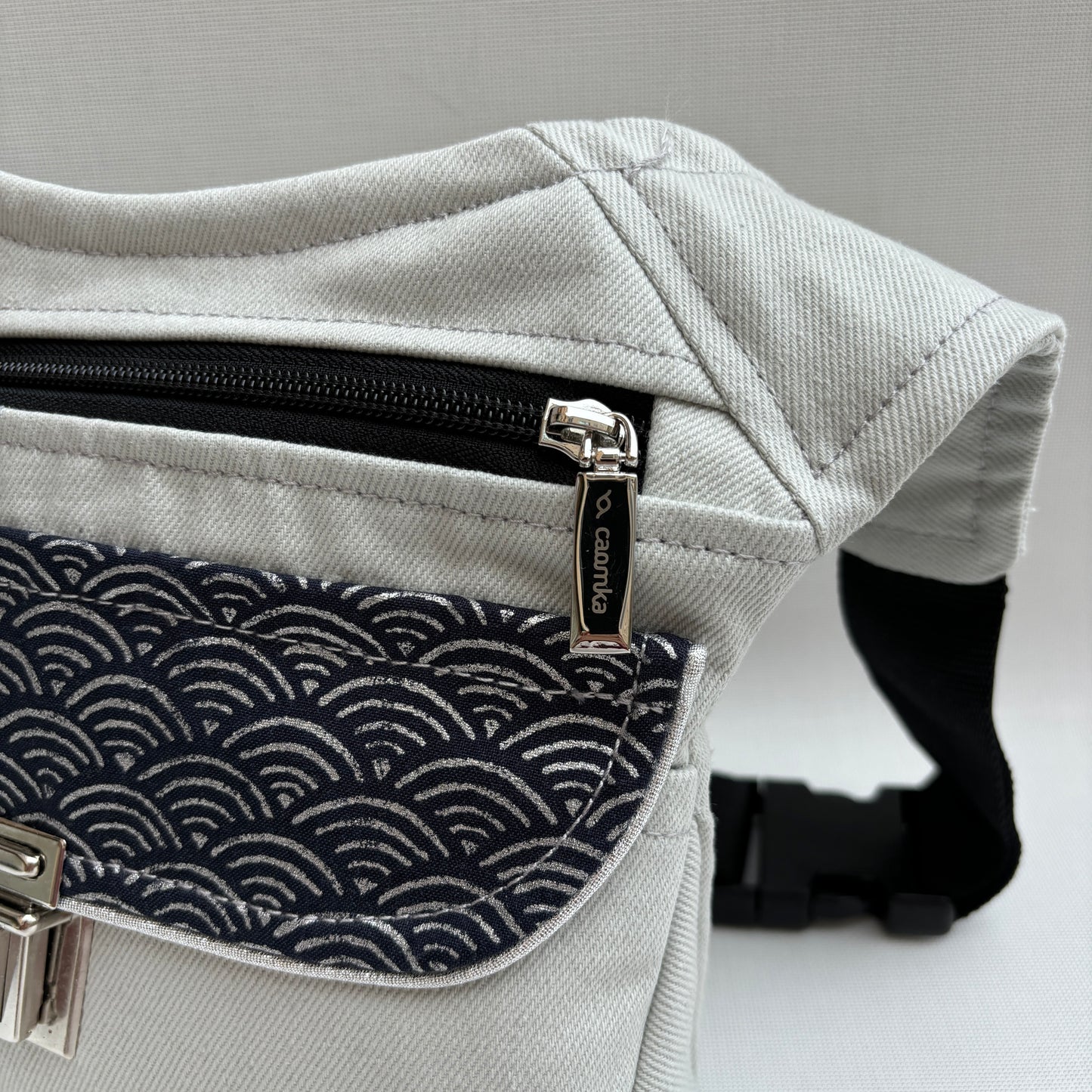 Spezielle Jeans &amp; japanische Wellen + Gesäßtasche Einzelstück Nr. 12682
