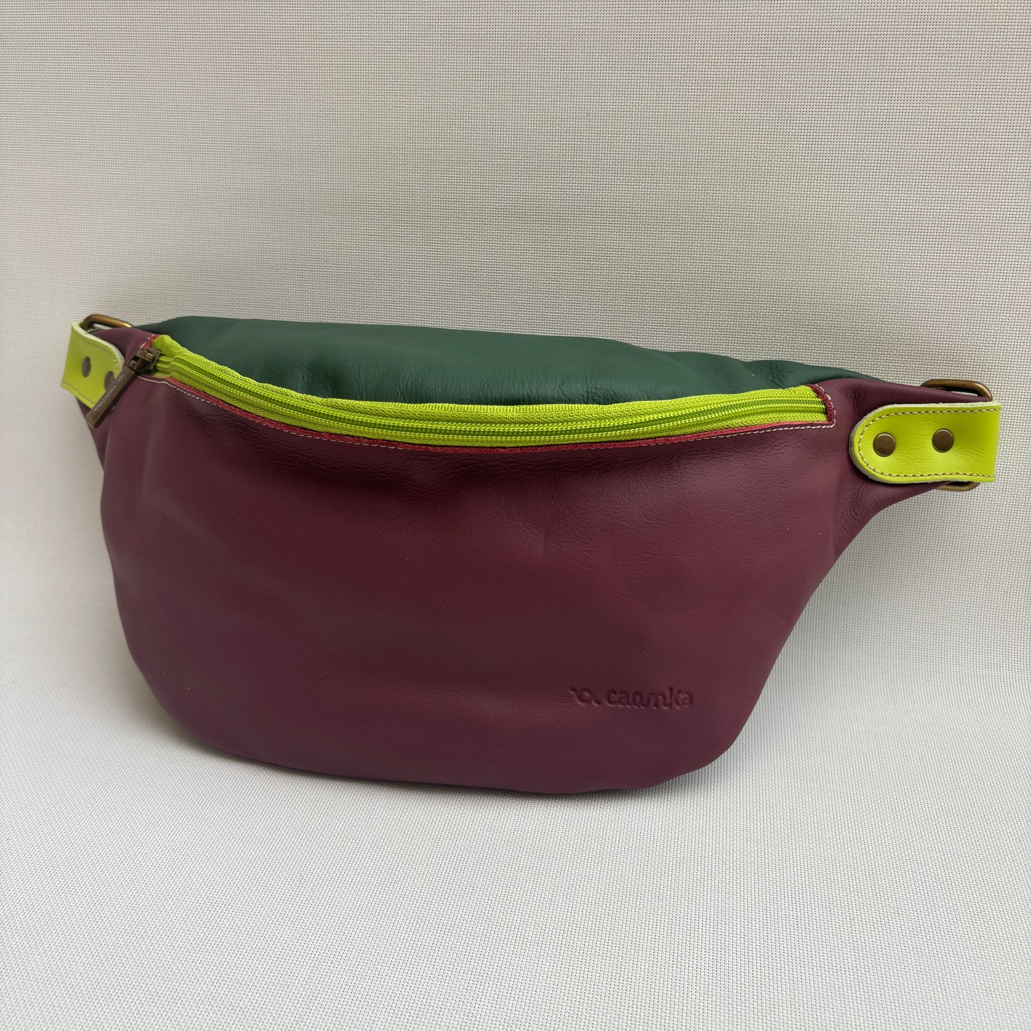 Riñonera "Retro Chic Watermelon Fantasy" · Piel · Pieza Exclusiva Núm. 17681
