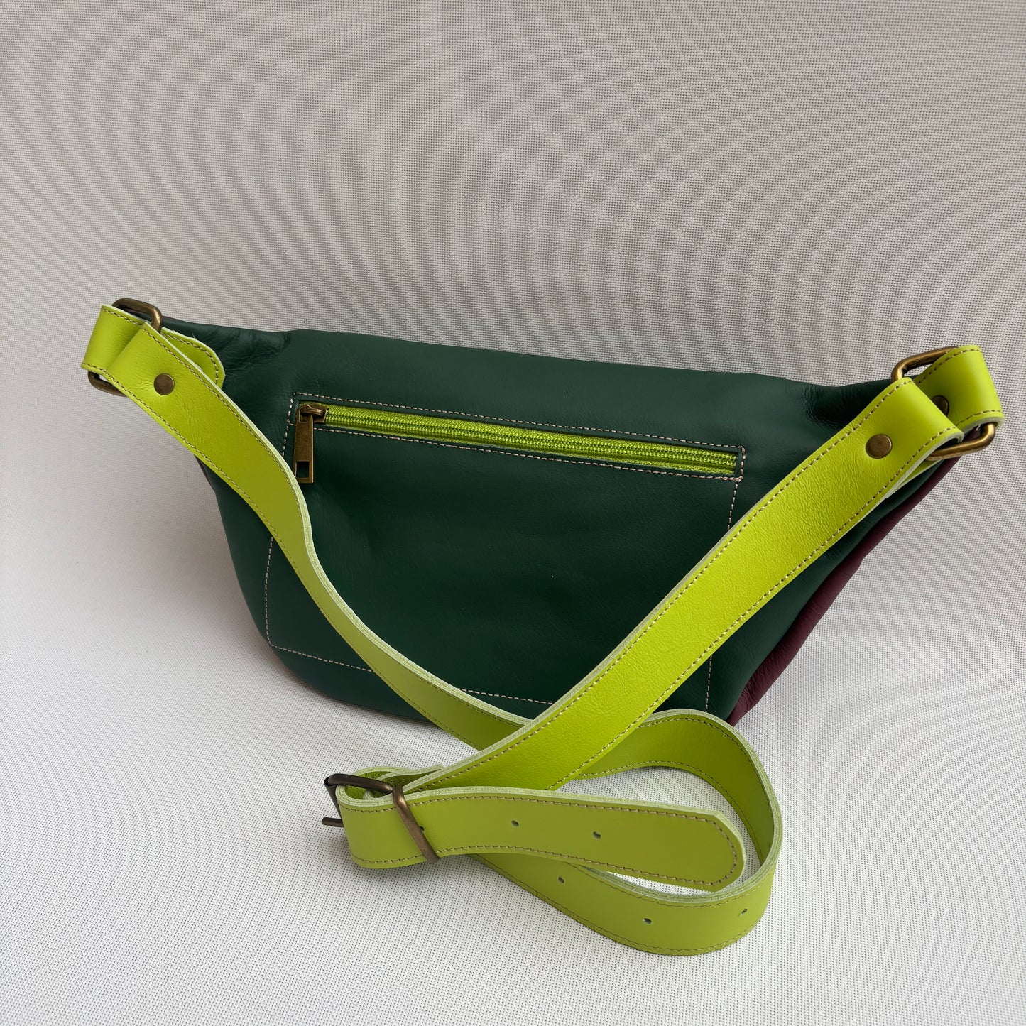 Riñonera "Retro Chic Watermelon Fantasy" · Piel · Pieza Exclusiva Núm. 17681