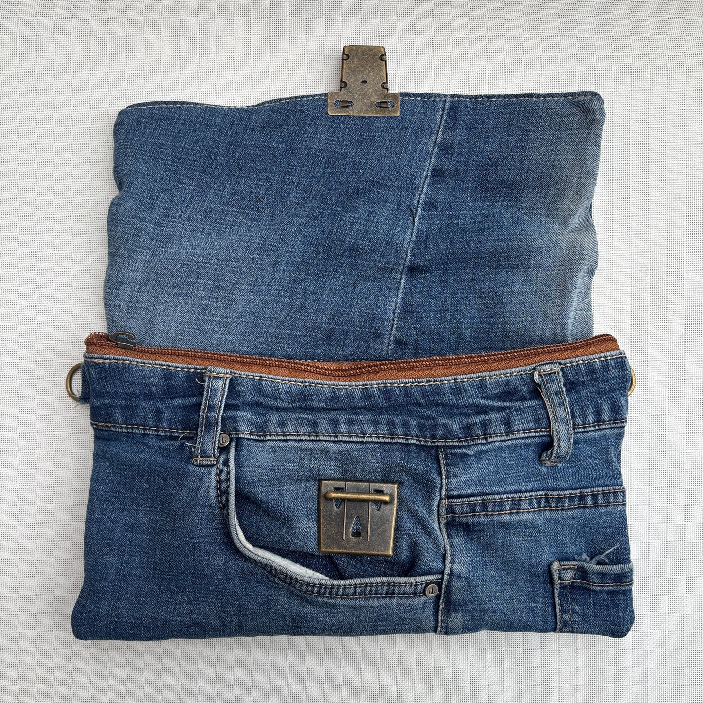 Bolso, bandolera vaquero ♻️ Jeans Recycled ♻️ · Pieza Única Núm. 17580