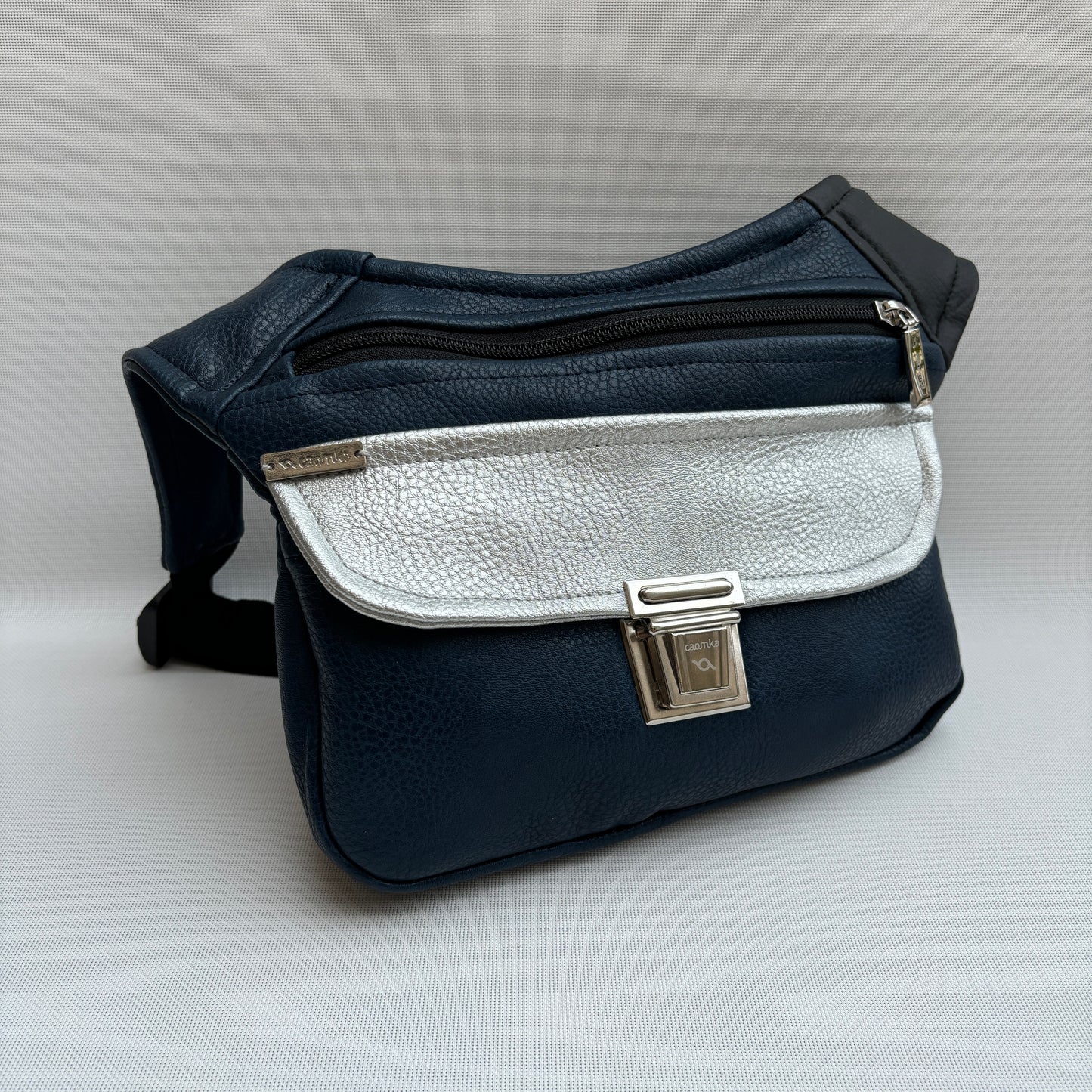 Special Elegant Blue + Bolsillo trasero · Polipiel · Pieza Única Núm. 16196