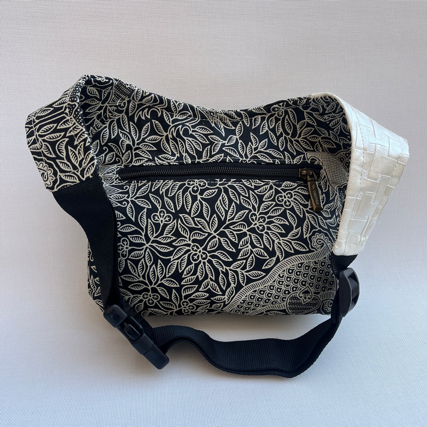 Special Elegant Top Bali + Bolsillo trasero · Pieza Única Núm. 15069