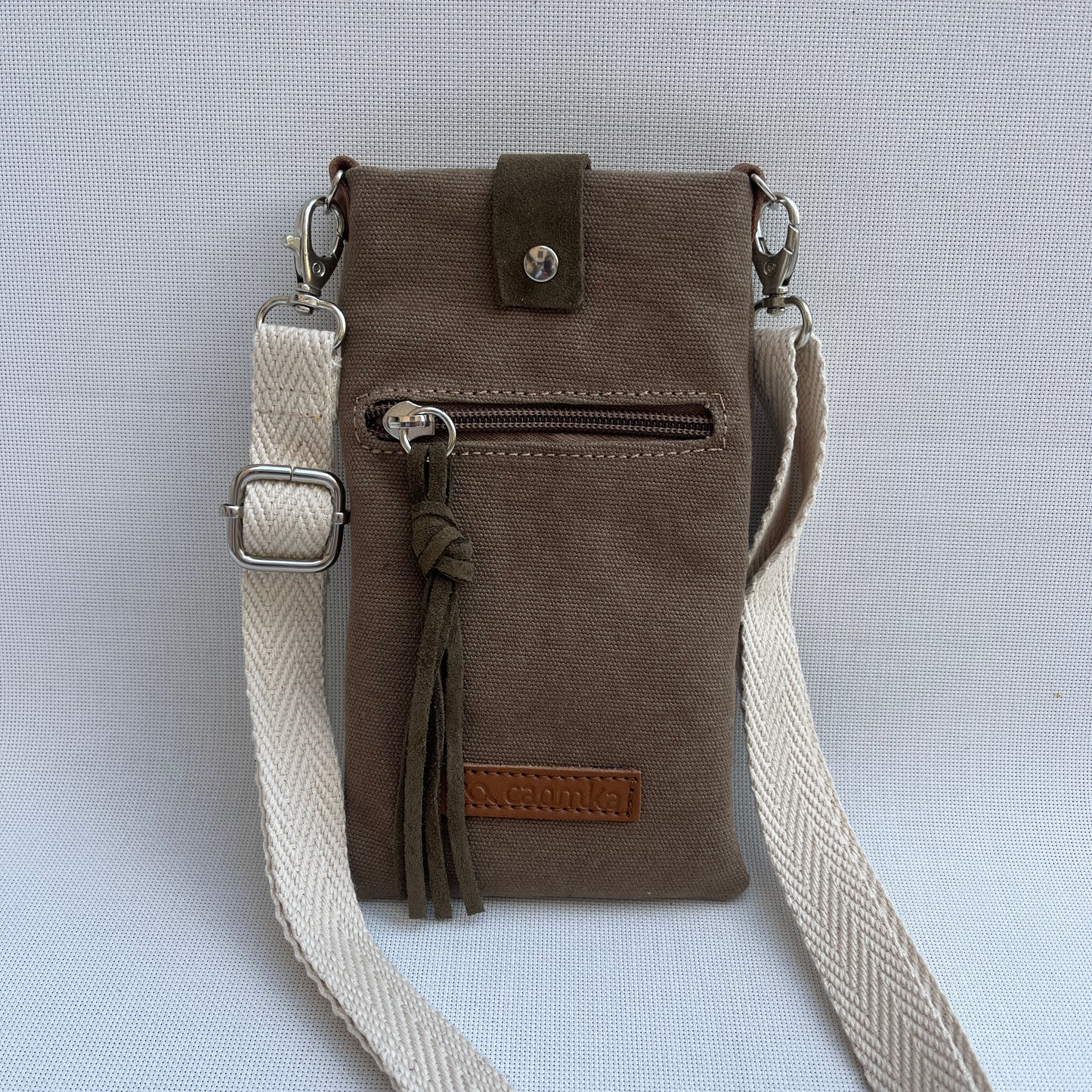 (-50%) Porta Móvil · Diseño Natura · Tejido natural Cáñamo · Verde Kaki - Tierra