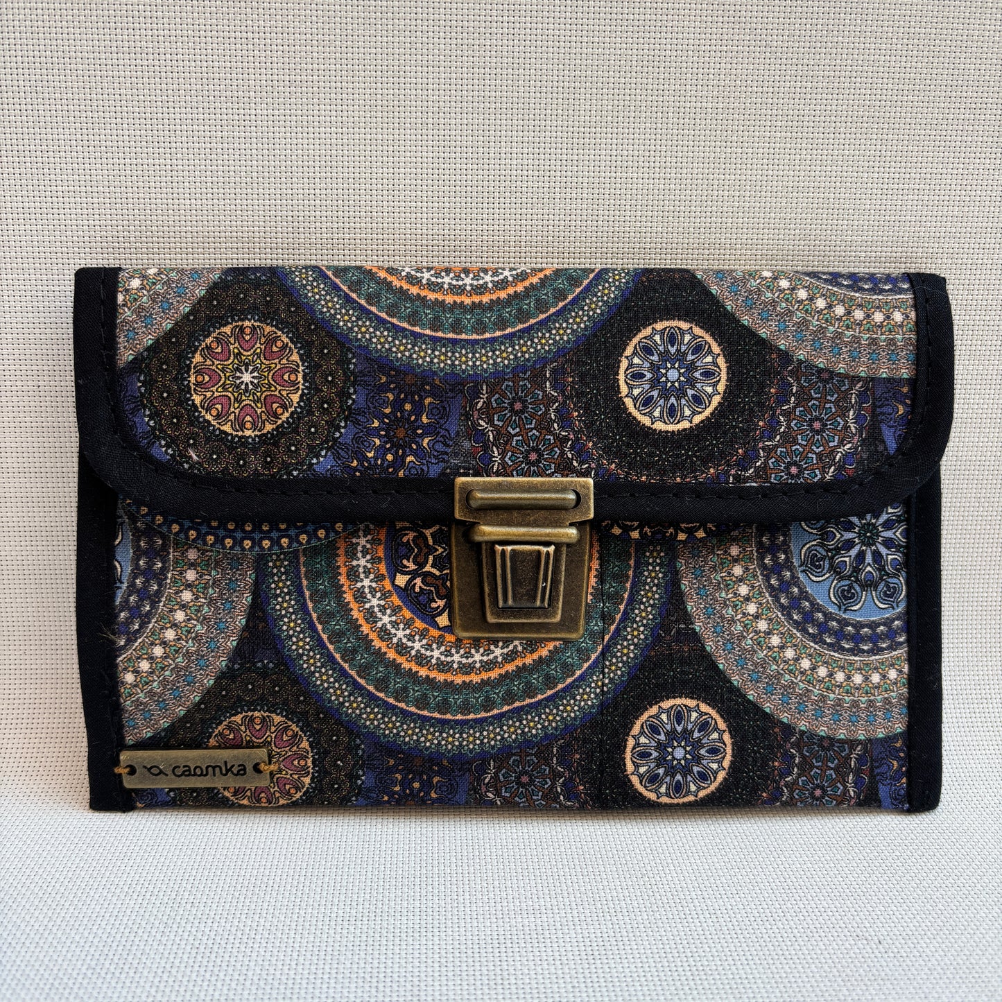 Monedero Plano CAOMKA · Pieza Única Núm. 18271