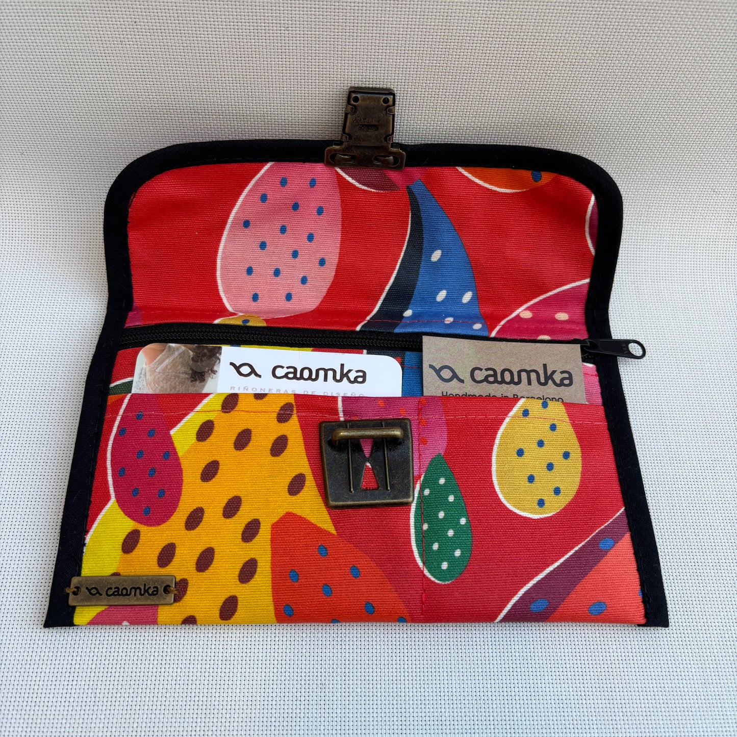 Monedero Plano CAOMKA · Pieza Única Núm. 18280