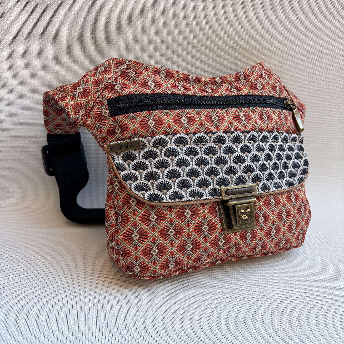 Riñonera "Special Japanese Waves" + Bolsillo trasero · Impermeable · Pieza Única Núm. 18267