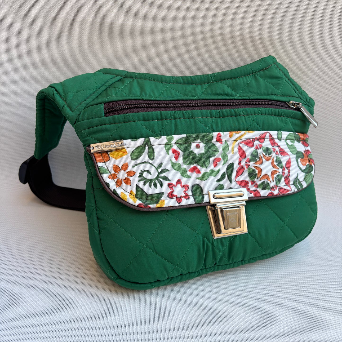 Riñonera "Special Green Soft" + Bolsillo trasero · Pieza Única Núm. 18259