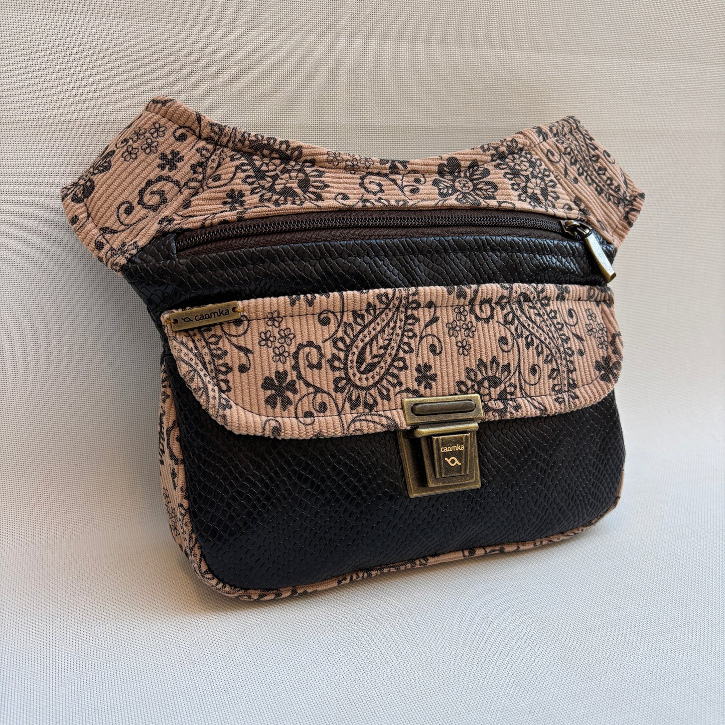 Riñonera "Elegant Luxury Night" · Pieza Única Núm. 18264