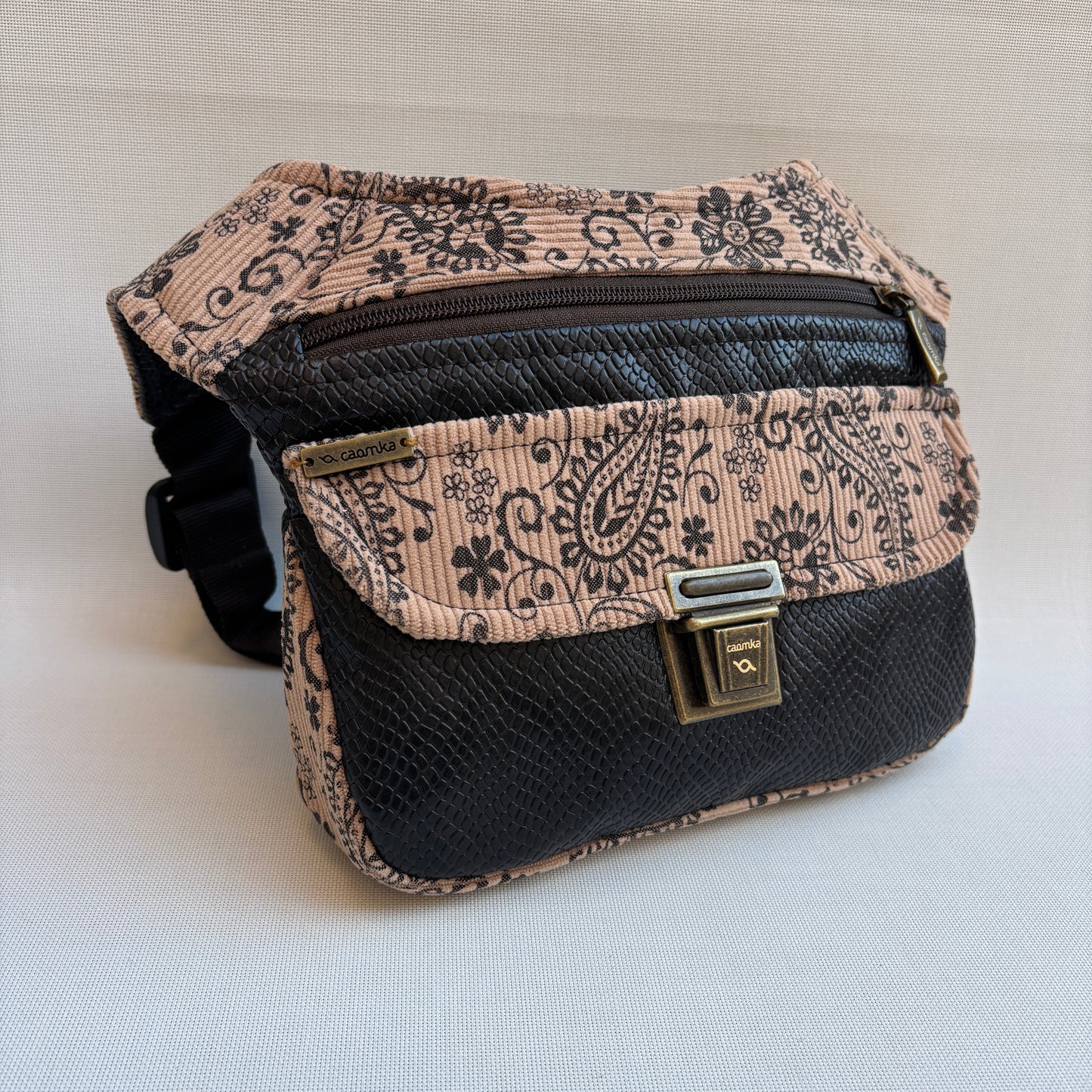 Riñonera "Elegant Luxury Night" · Pieza Única Núm. 18264