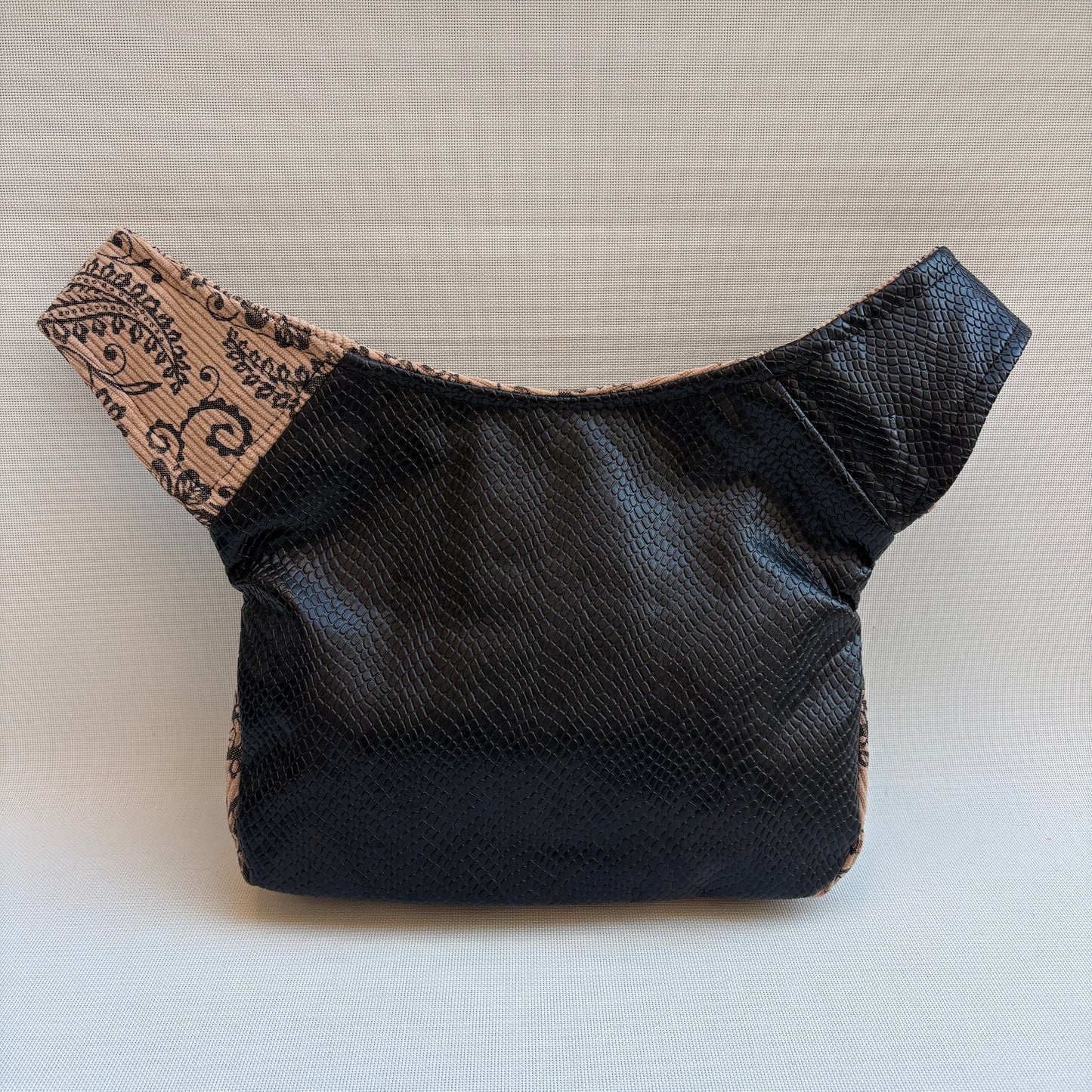 Riñonera "Elegant Luxury Night" · Pieza Única Núm. 18264