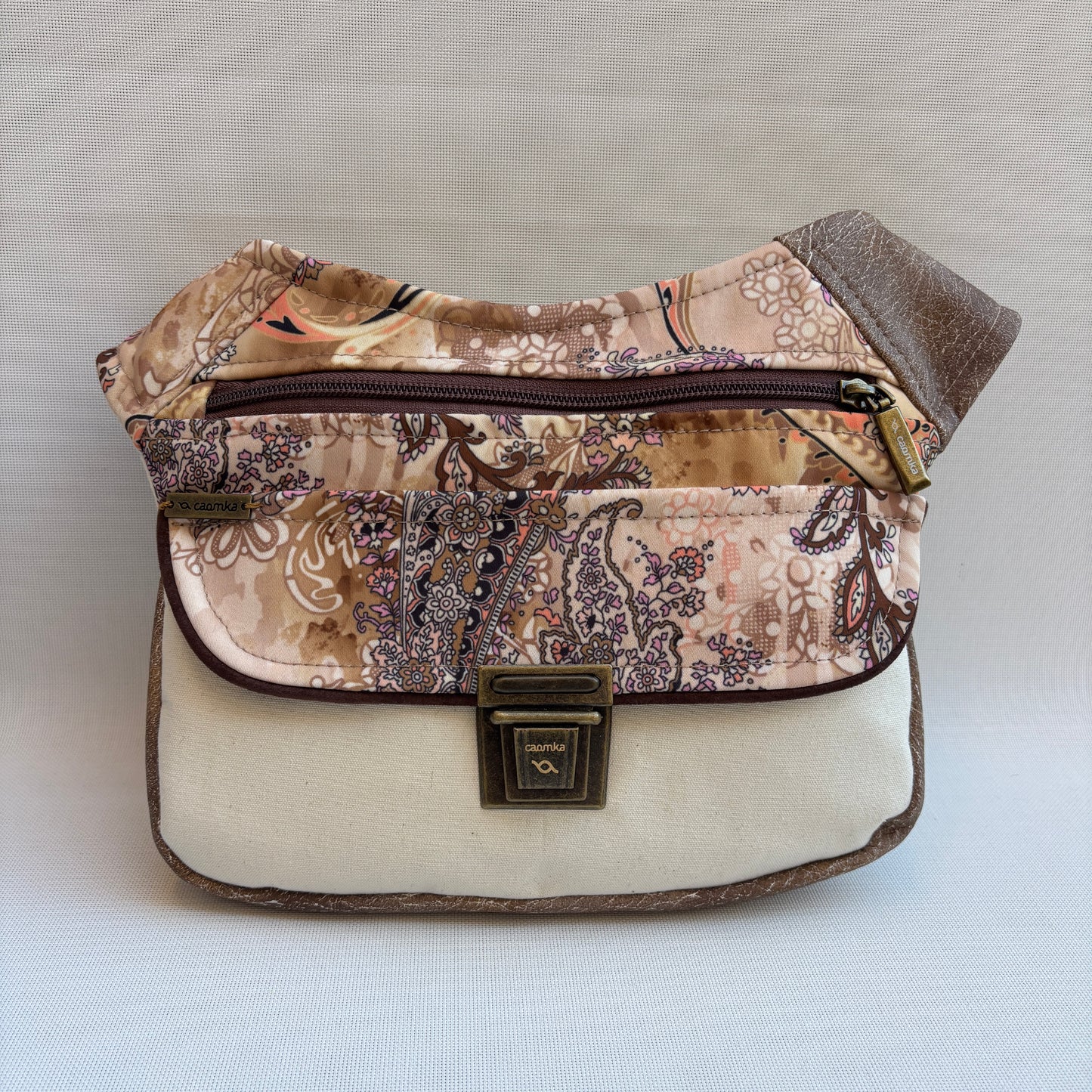 Riñonera "Special Beige Top" · Pieza Única Núm. 18313