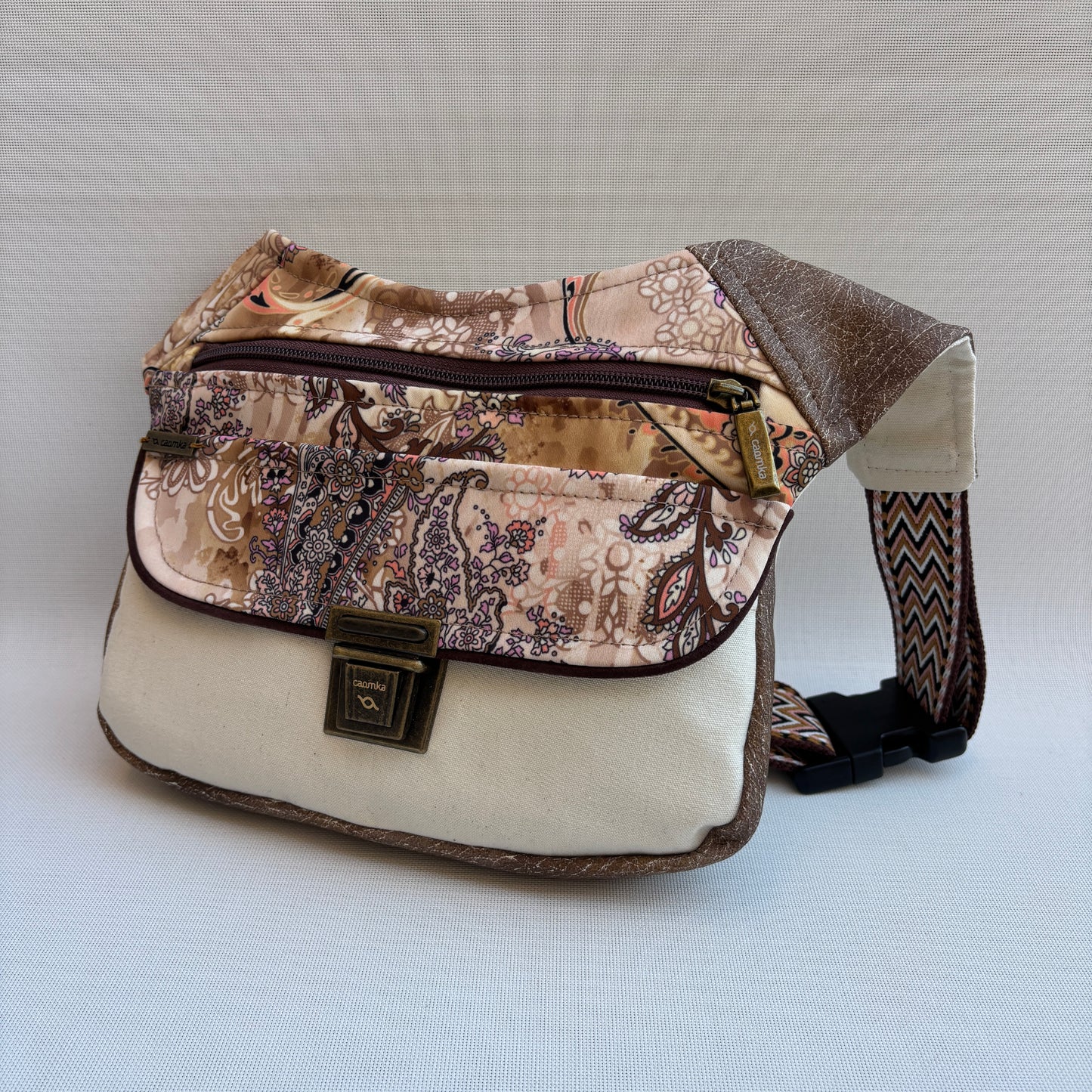 Riñonera "Special Beige Top" · Pieza Única Núm. 18313