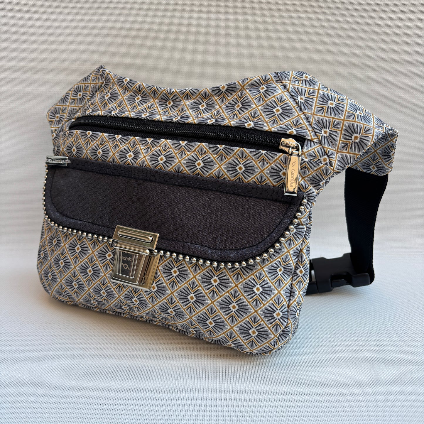 Riñonera "Special Japanese Waves" + Bolsillo trasero · Impermeable · Pieza Única Núm. 18321