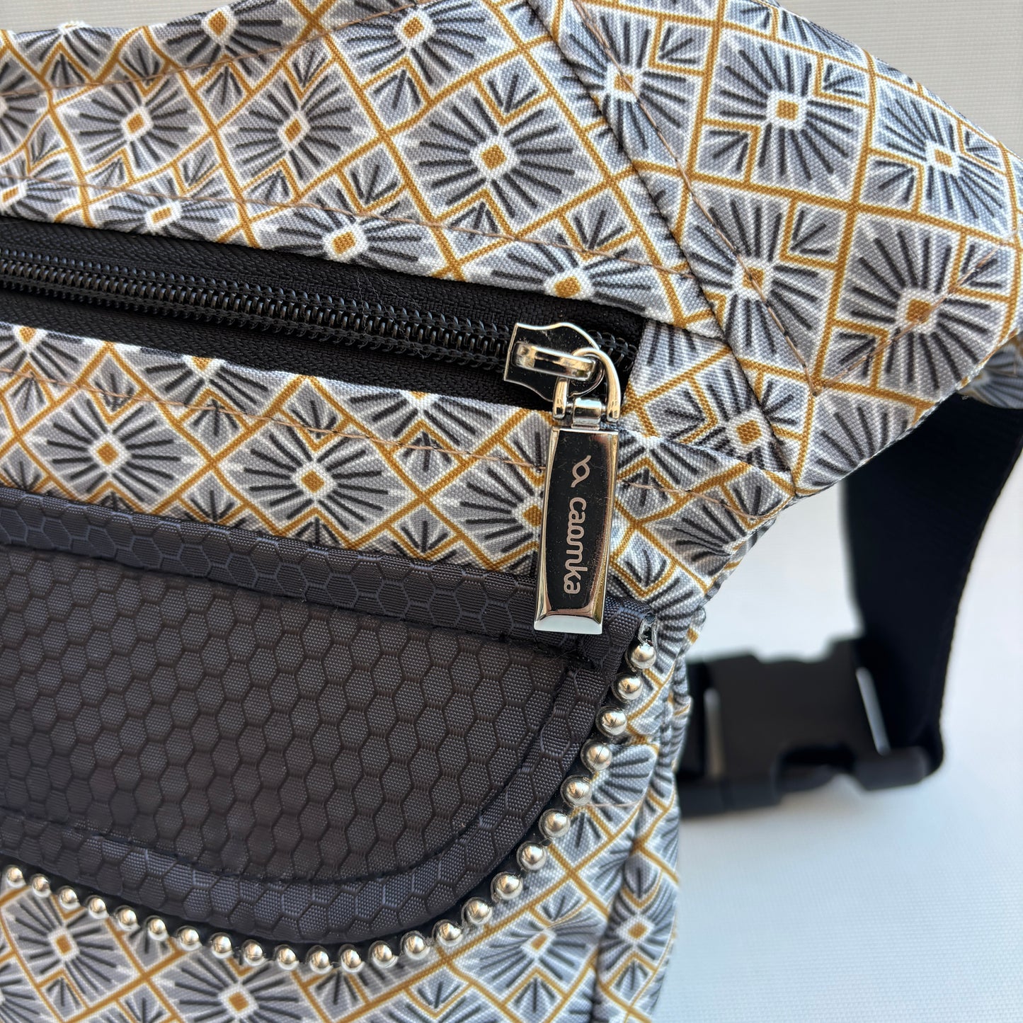 Riñonera "Special Japanese Waves" + Bolsillo trasero · Impermeable · Pieza Única Núm. 18321